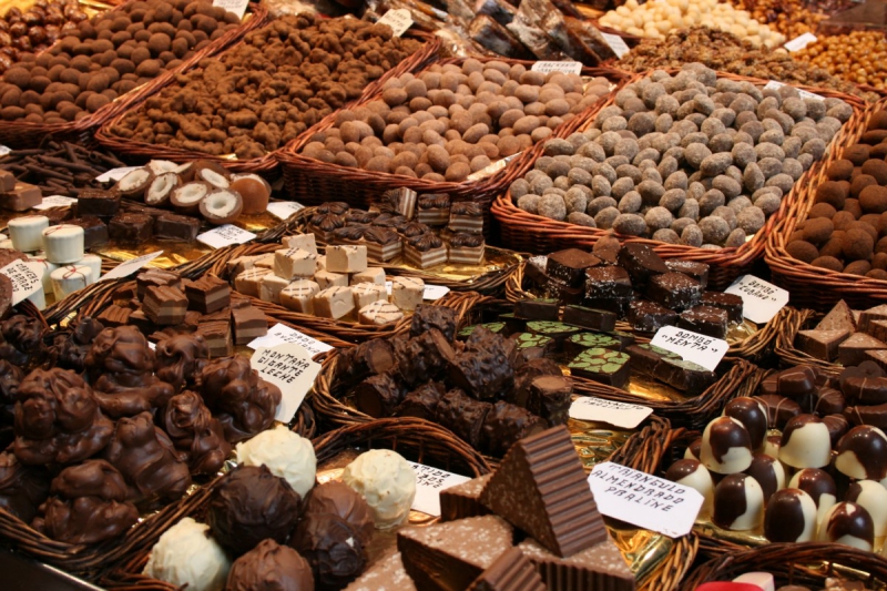 vente-ISOLA-min_chocolates_chocolate_nibble_sweetness_fine_chocolates_gourmet_candy_brand-752083